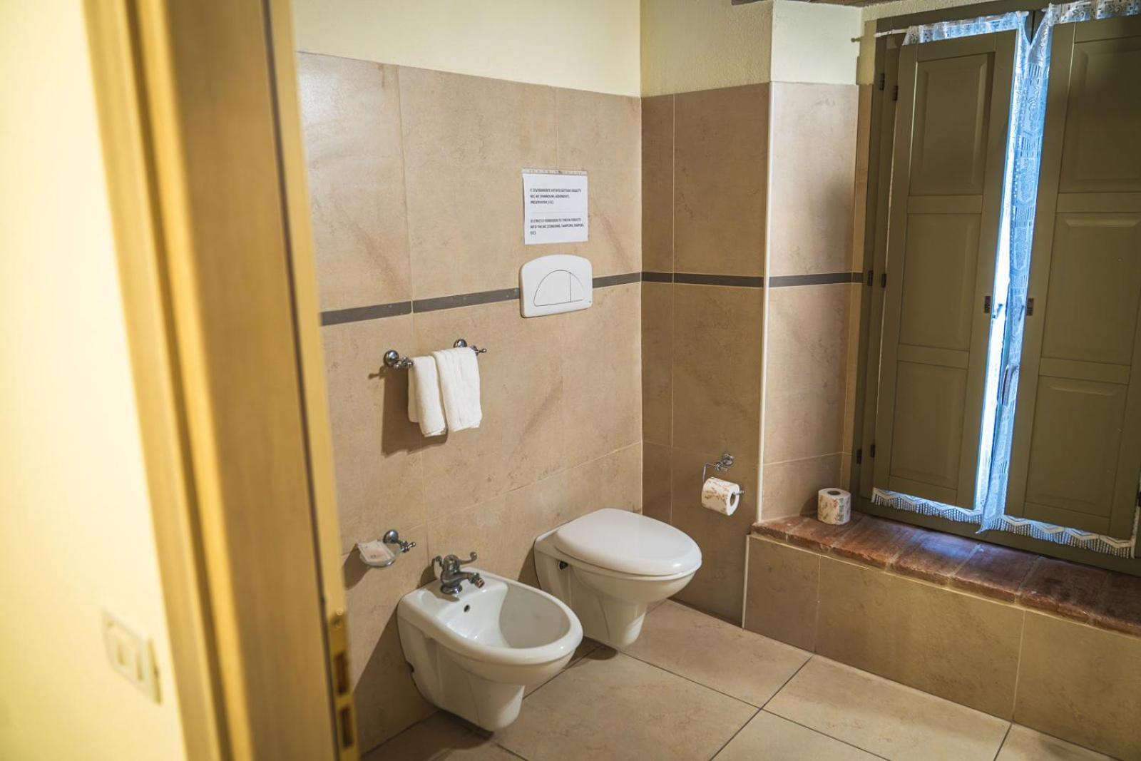 Hotel La Tavola Rotonda Cortemaggiore Pokój zdjęcie