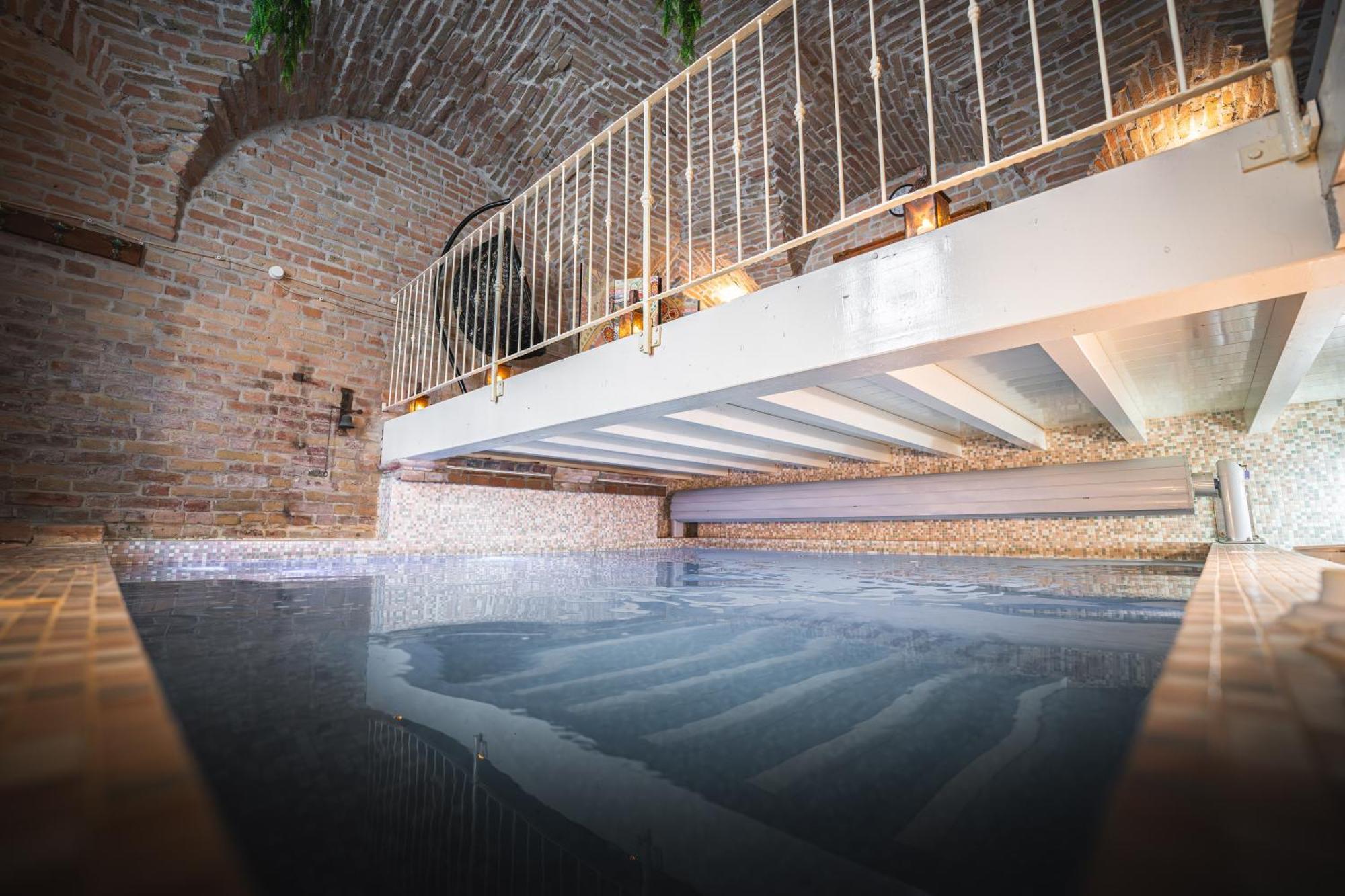 Hotel La Tavola Rotonda Cortemaggiore Zewnętrze zdjęcie