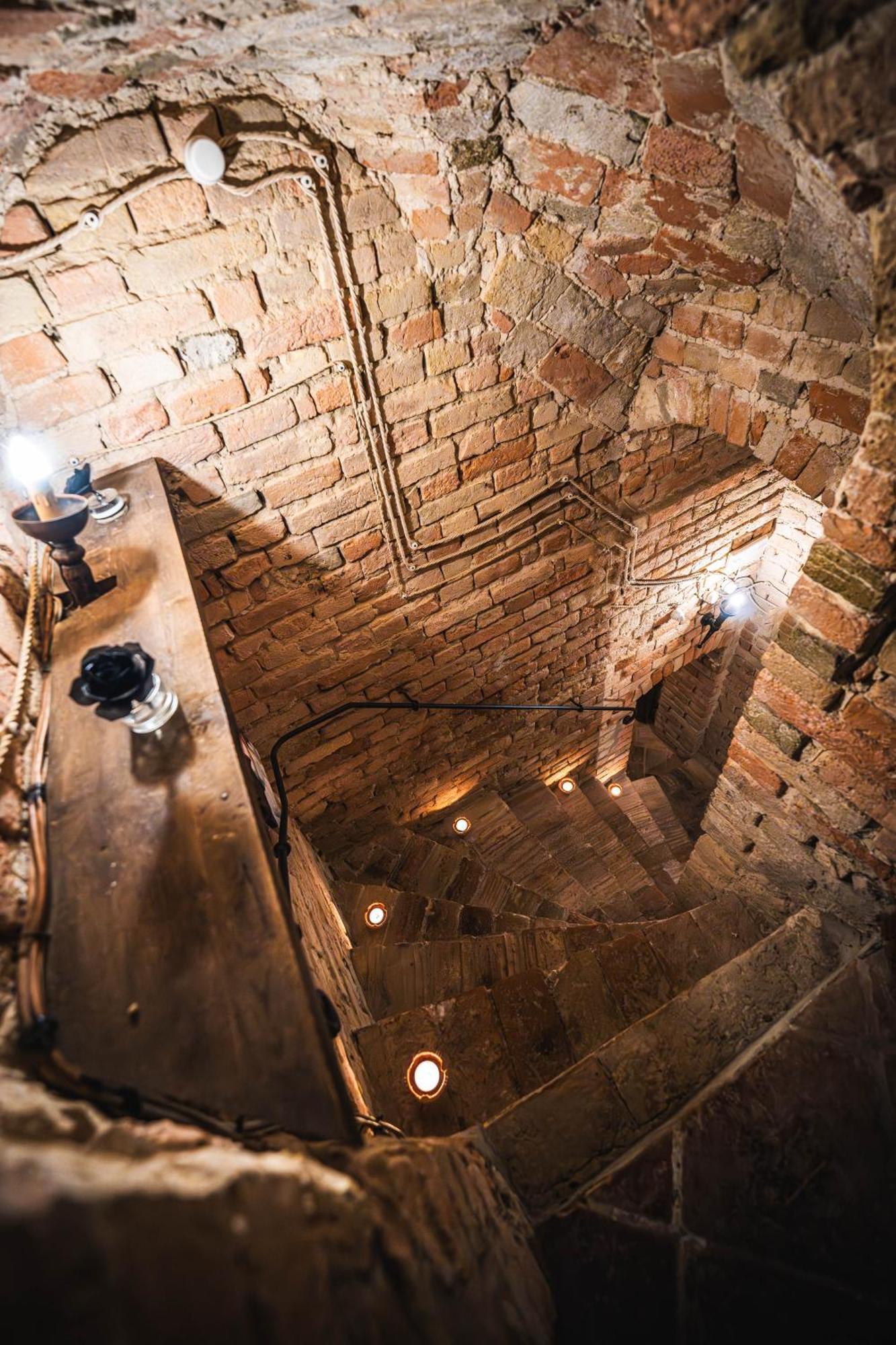 Hotel La Tavola Rotonda Cortemaggiore Zewnętrze zdjęcie