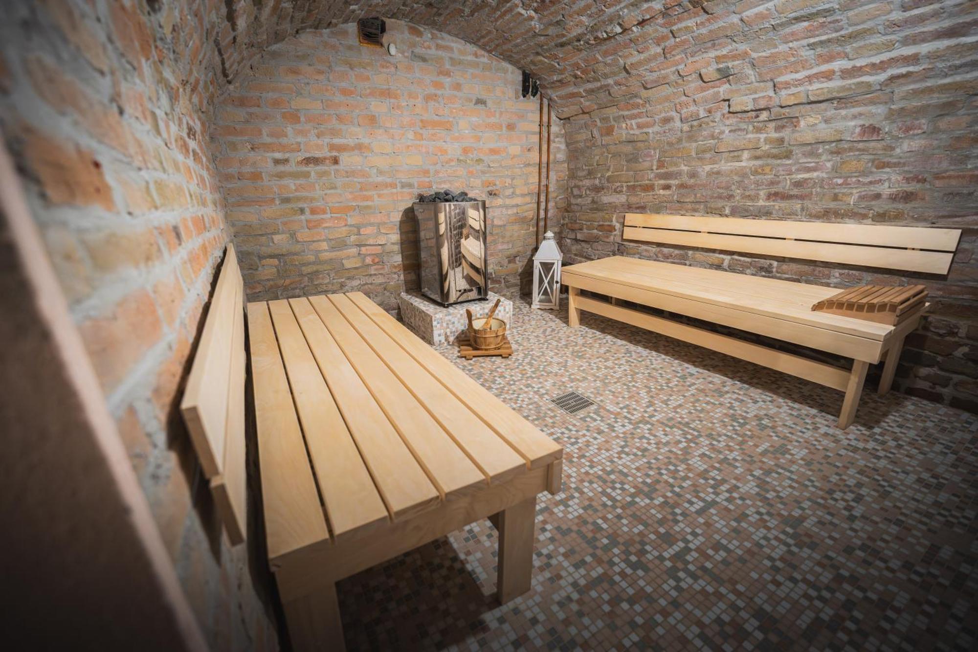 Hotel La Tavola Rotonda Cortemaggiore Zewnętrze zdjęcie